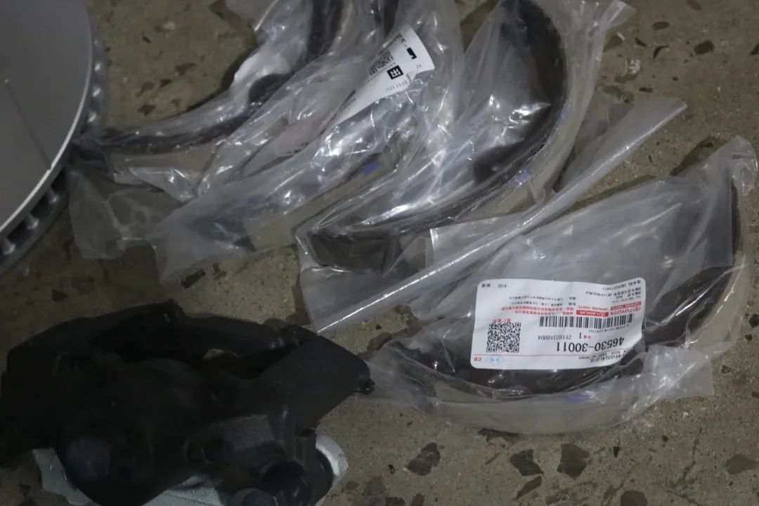 12代皇冠重新翻新还能再开多少年,12代皇冠全车整备翻新全过程