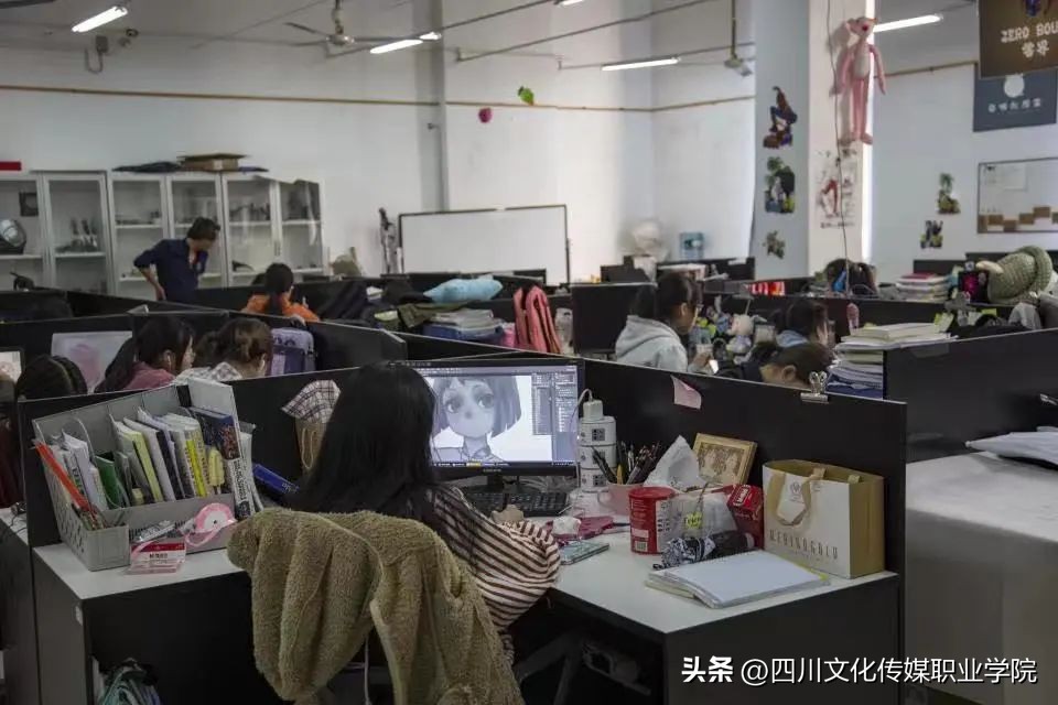 四川文化传媒职业学院是单招吗,四川文化传媒职业学院报名时间表