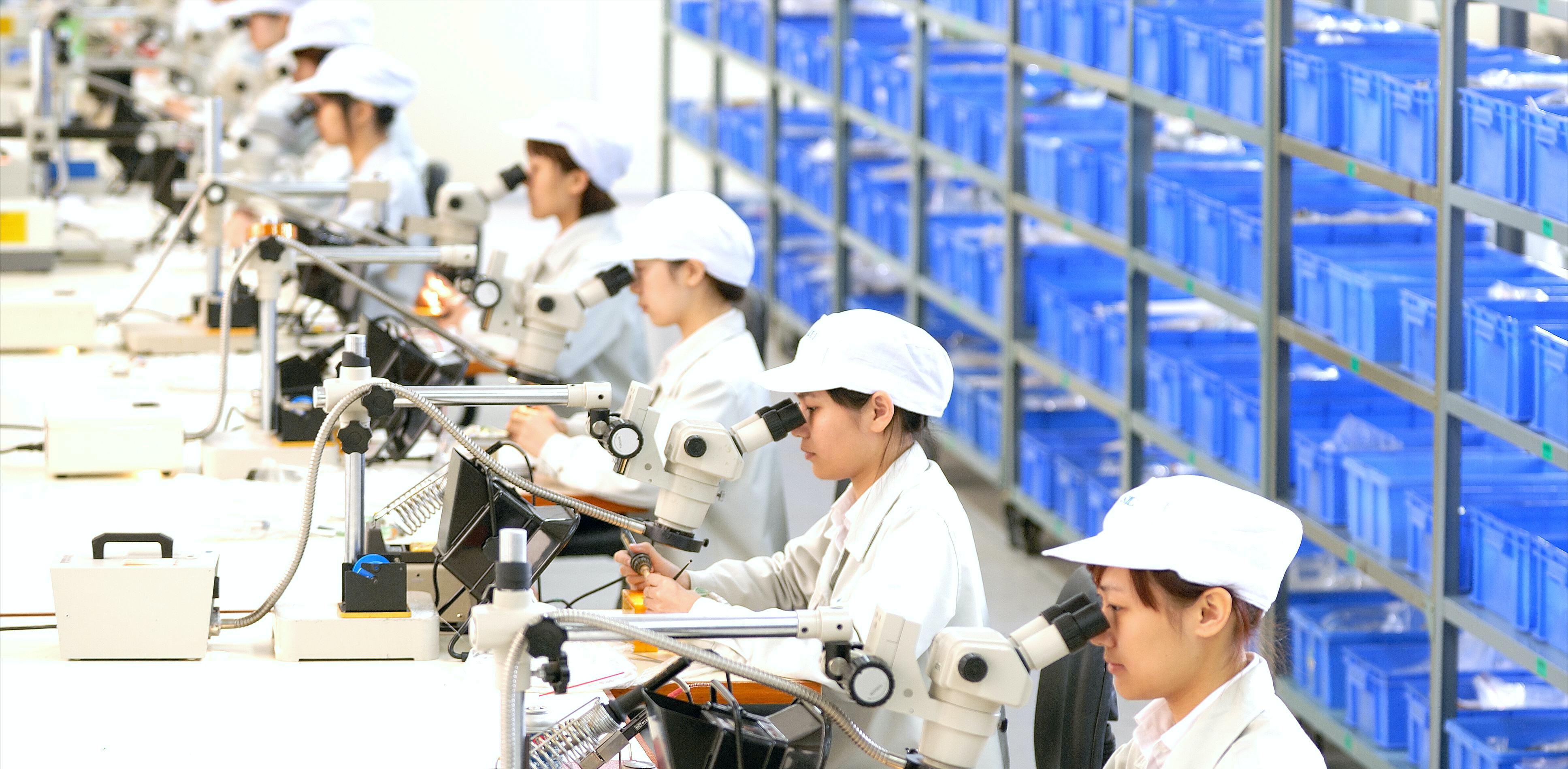 躺平还是清零？从经济的角度分析疫情的影响