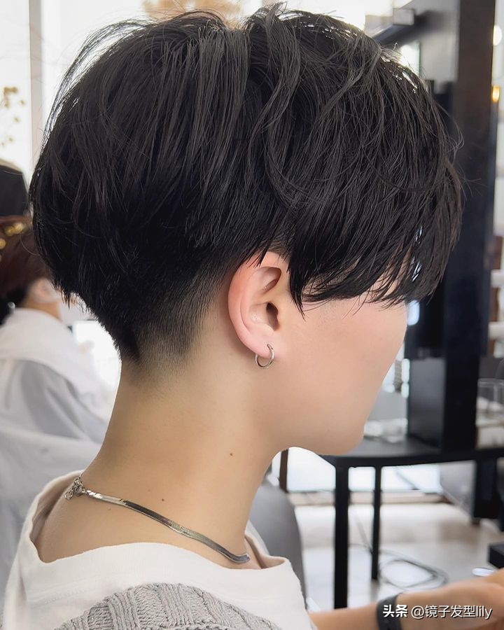 最流行最漂亮的时尚女士发型,2022最流行气质发型女