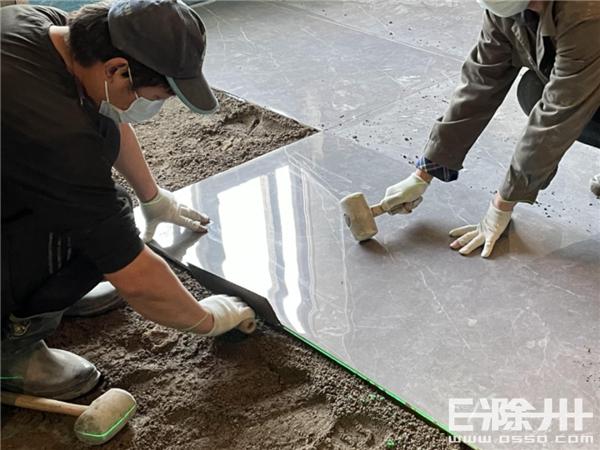 瓦工铺贴瓷砖教学,瓦工铺贴的最佳时间