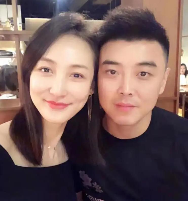 乒乓王皓闫博雅,闫博雅王皓二胎