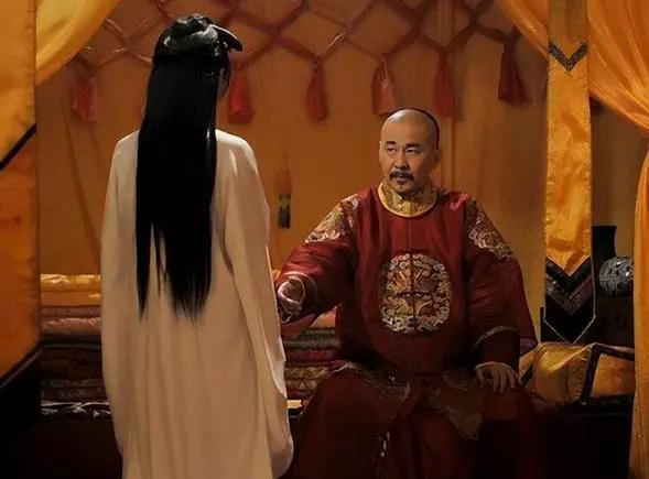 古代为什么太监伺候娘娘沐浴更衣,古代太监都是伺候哪些沐浴更衣