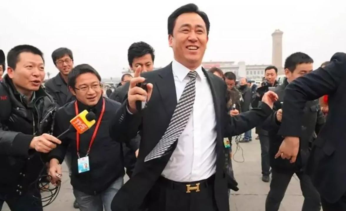 许家印：借钱时太疯狂，还钱时冷静得恐怖