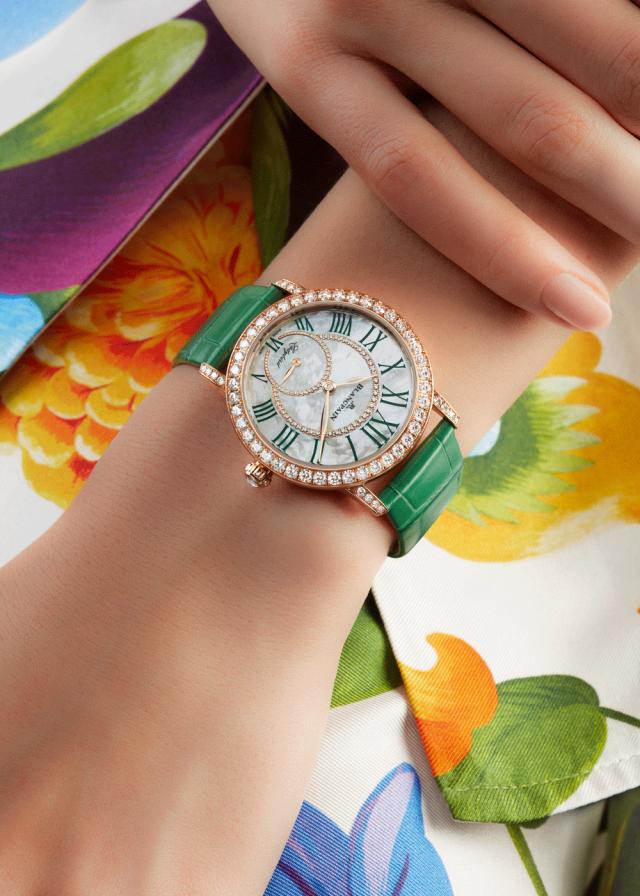 女生第一只轻奢腕表,女生第一只手表该怎么选