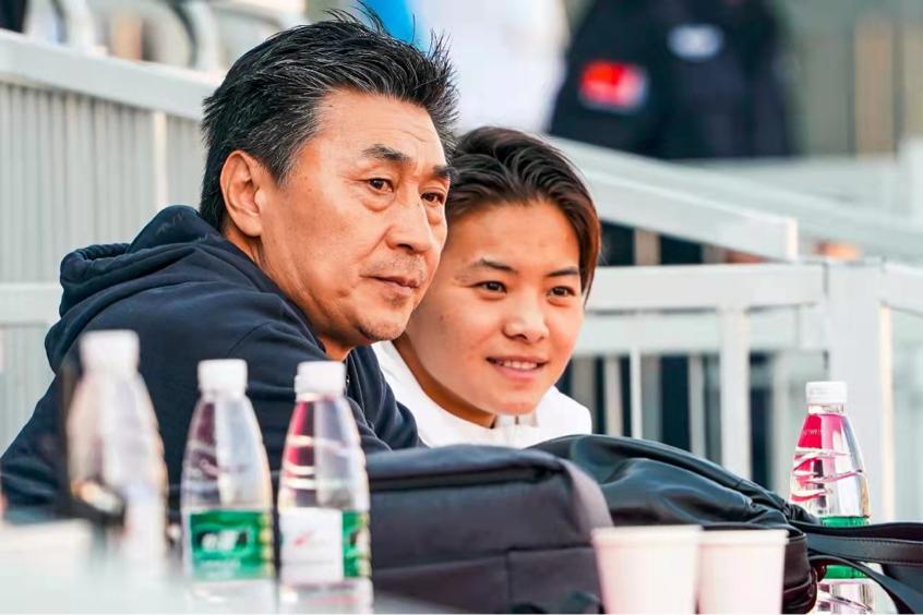 你永远可以相信逆境中的中国女足,放弃百万年薪只为中国而战