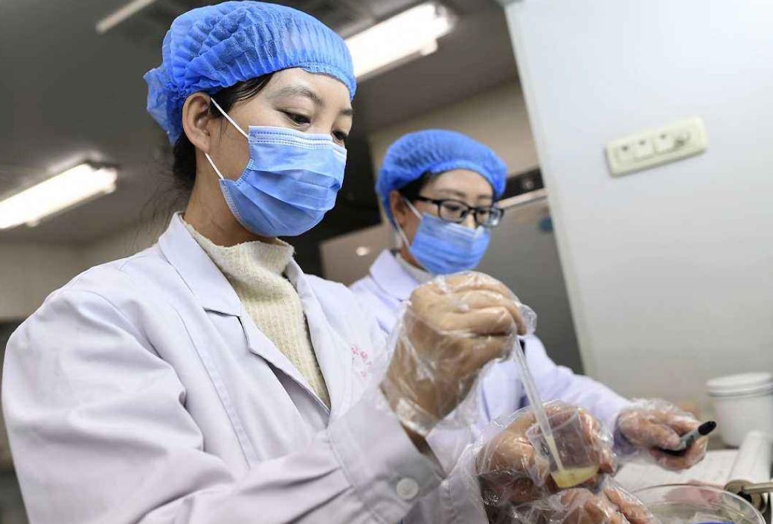 男性捐精究竟有多尴尬？捐精室真的会给你”少儿不宜“的东西看吗