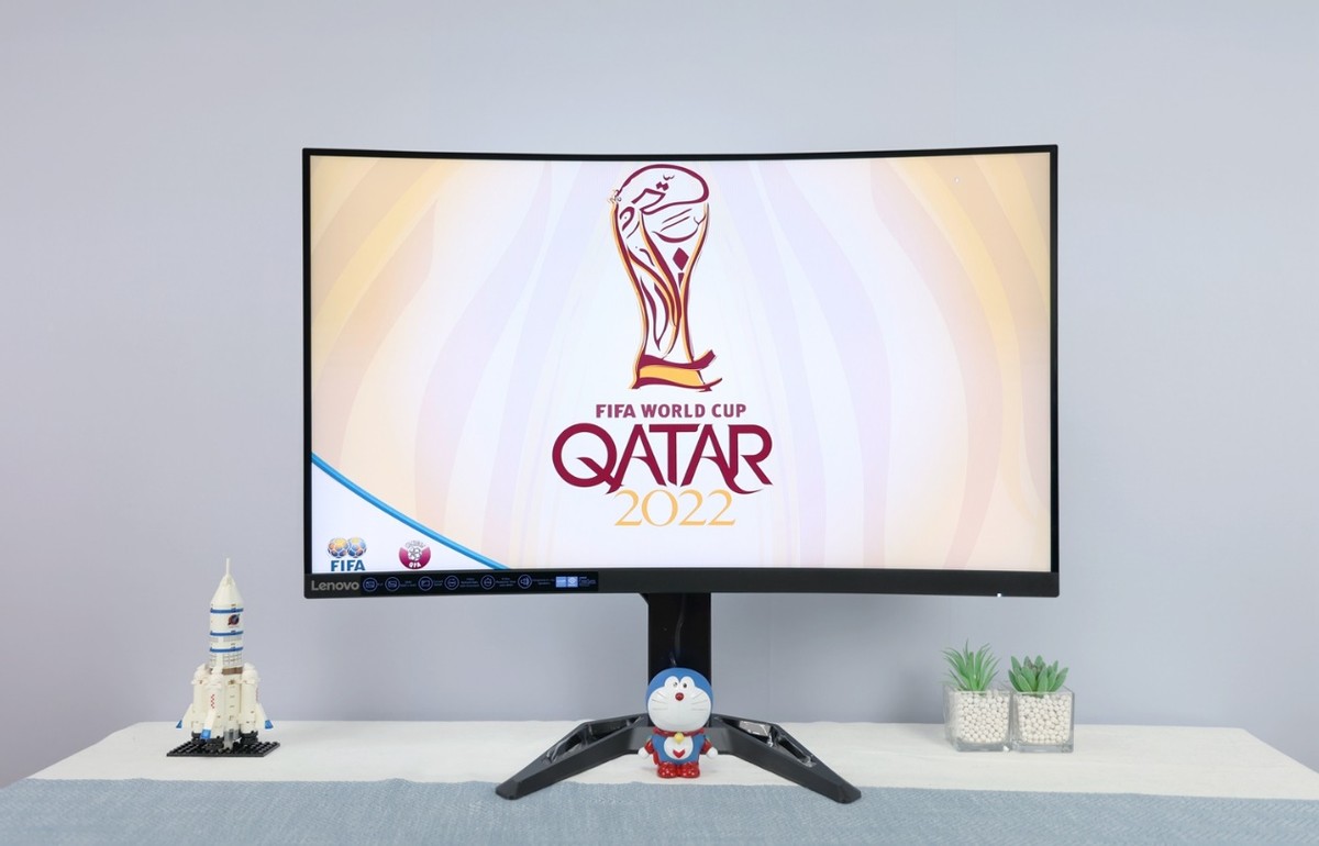 大屏幕看足球赛,联想g32qc显示器