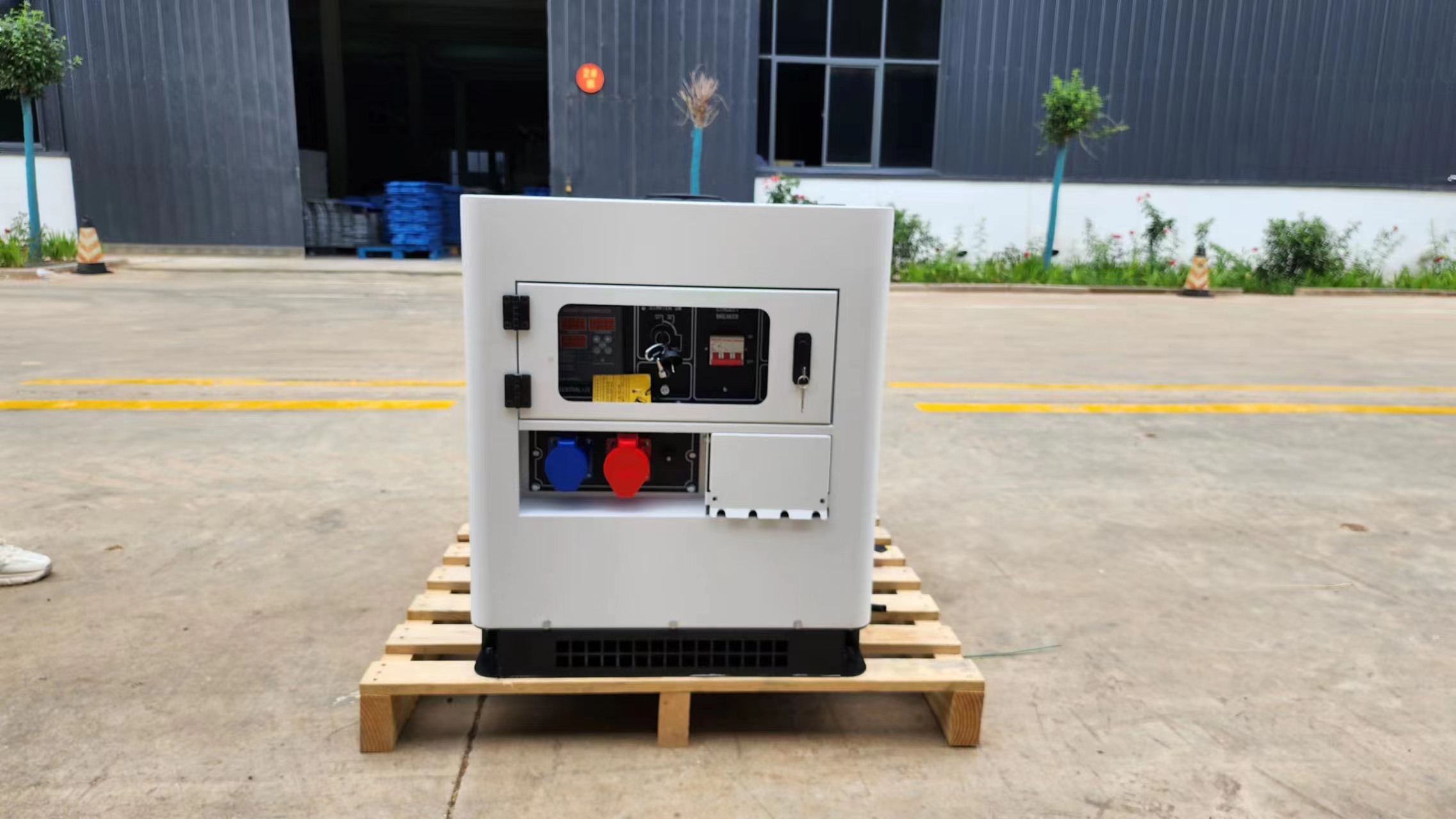 大型发电机组底座架子,发电机组底座可偏差多少