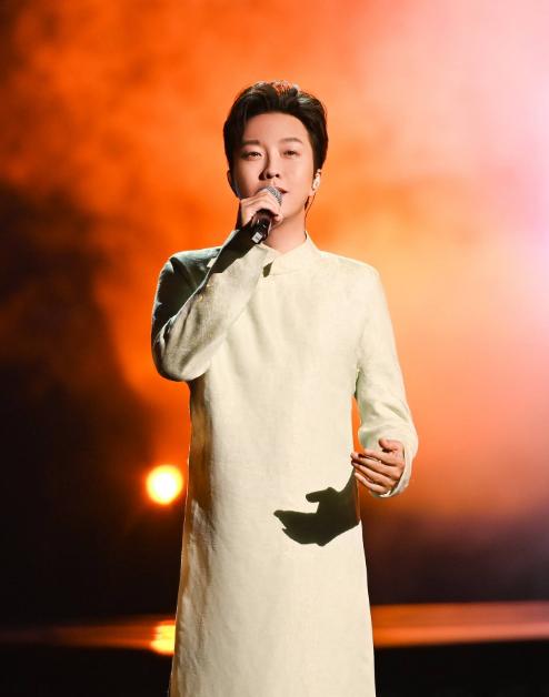 李玉刚经历过哪些事,李玉刚经历了什么