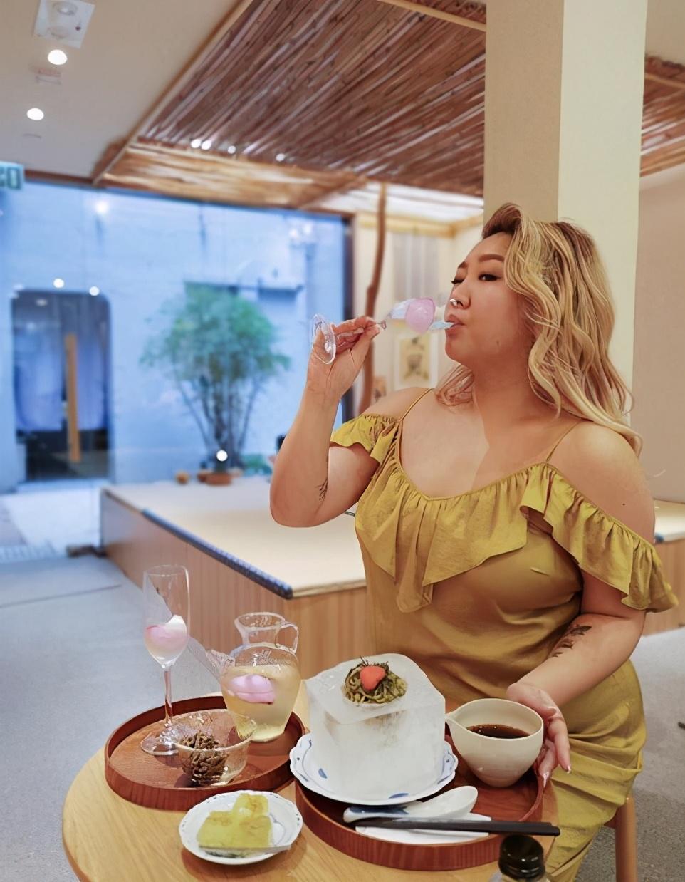 郑欣宜还能继承郑少秋的财产吗,郑欣宜含泪说起母亲沈殿霞