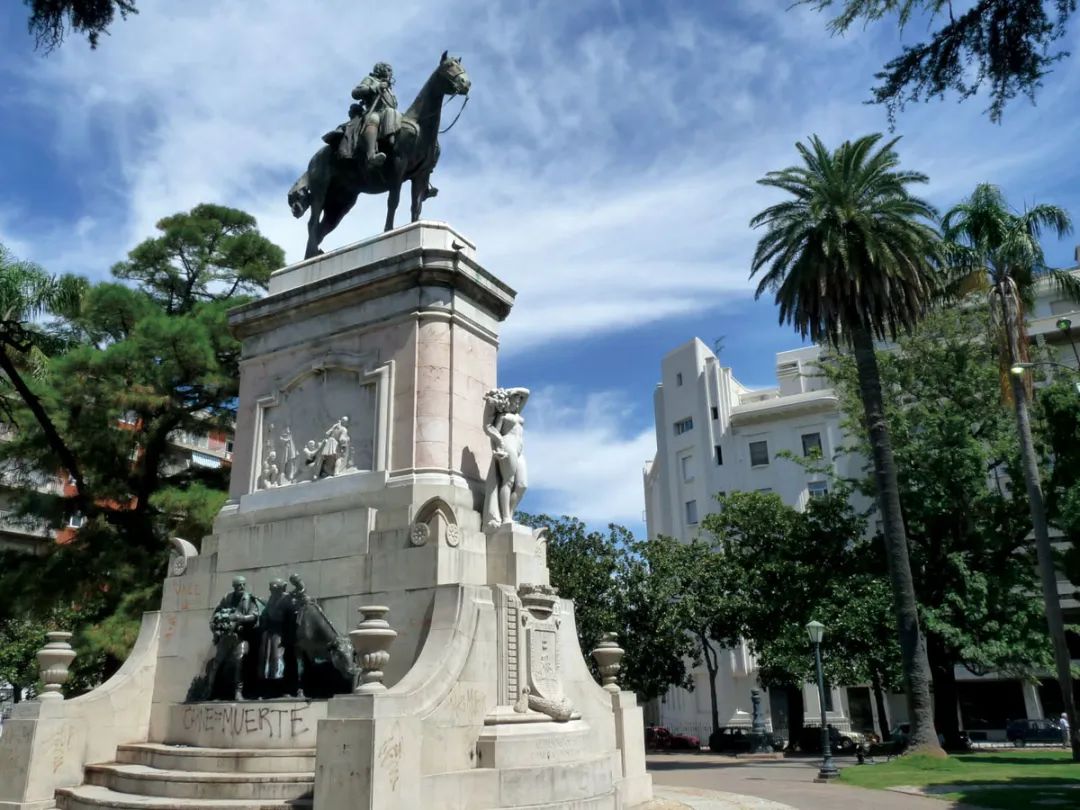 蒙得维的亚,蒙得维的亚vs佩纳罗尔