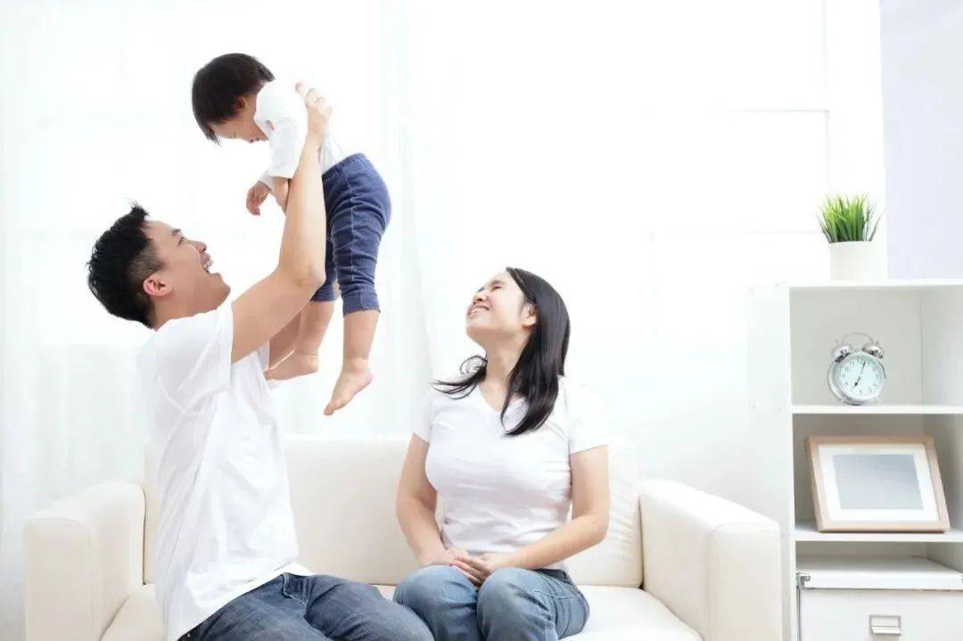 中国奶粉口碑最好的前十名金领冠,现在伊利金领冠奶粉是什么品牌