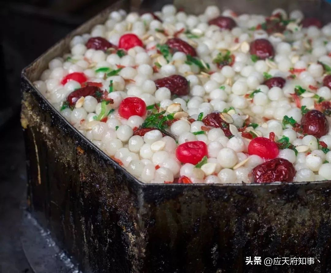 南京梅花糕白色用什么做的,关于南京梅花糕的介绍