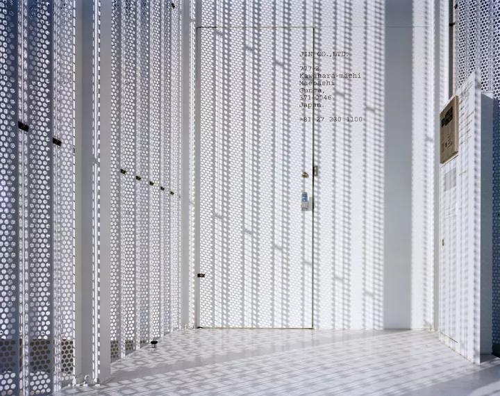 亚洲照明设计师协会丨光影下的冲孔板，金属界的颜值担当