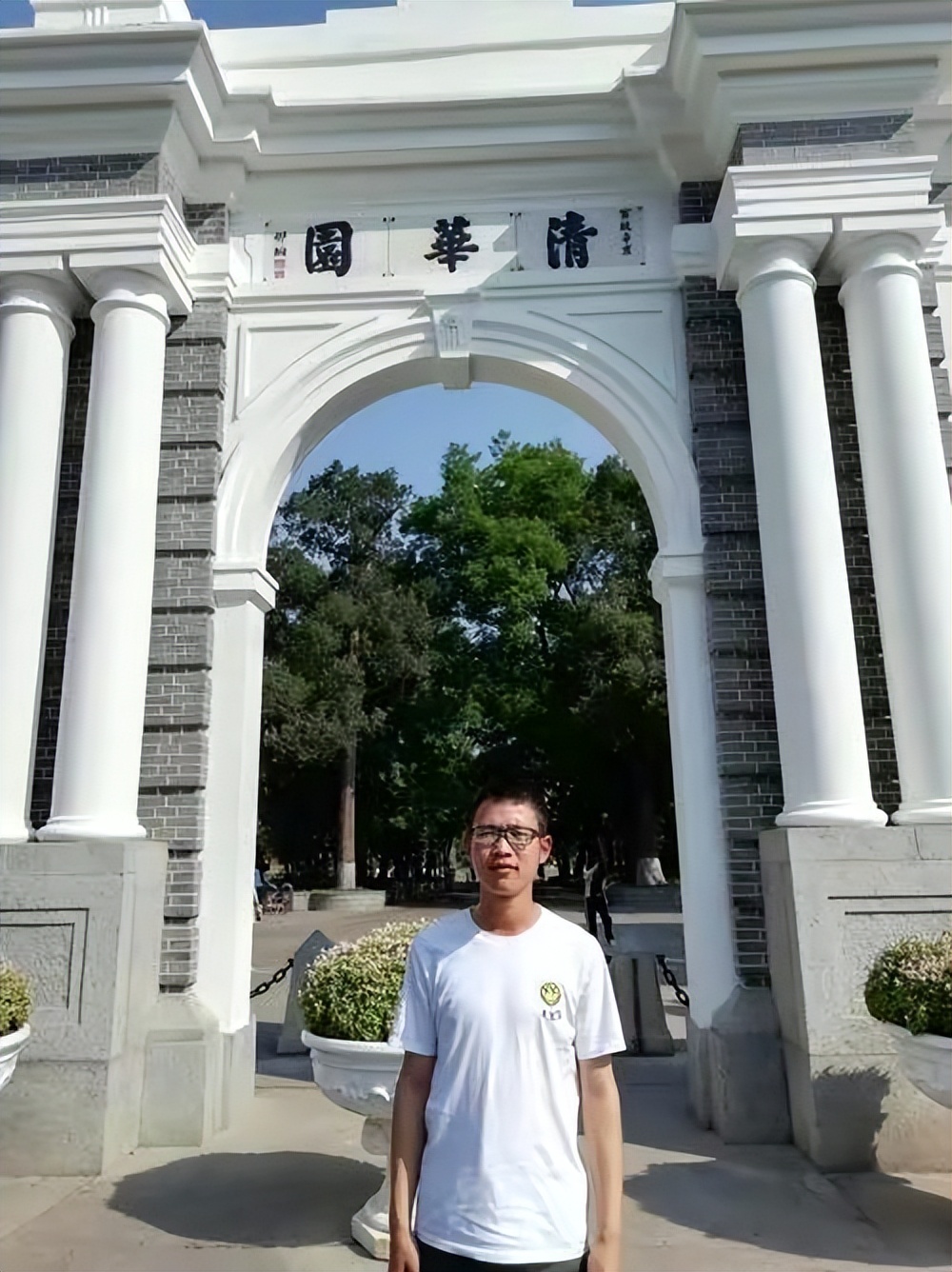 江群上清华工科实验班,寒门贵子744分考上清华