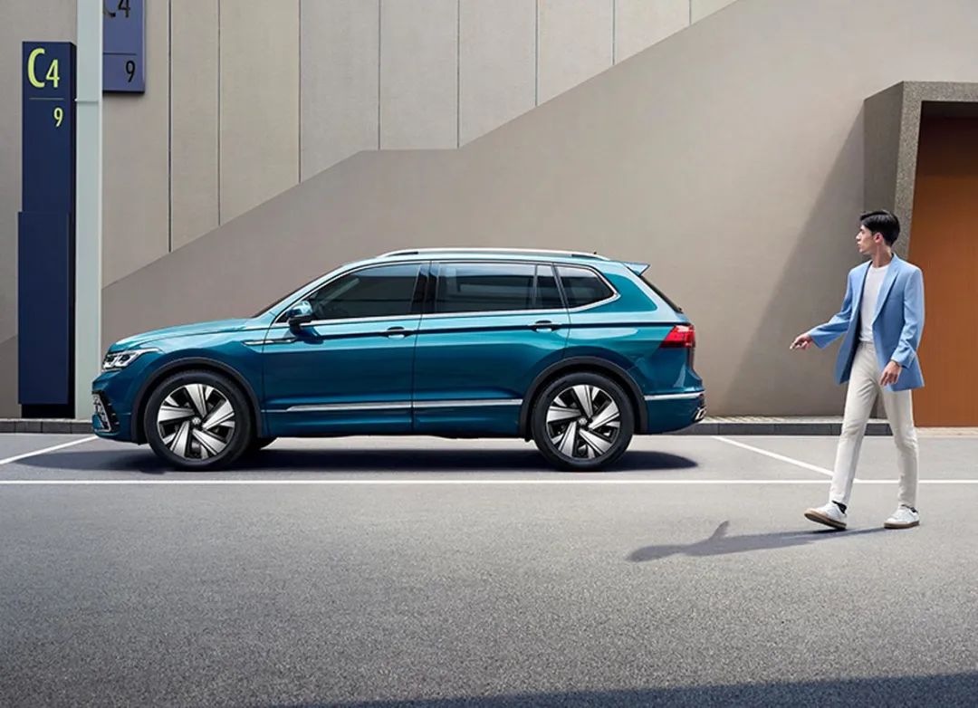 rav4和途昂哪个档次高,途观对比丰田rav4