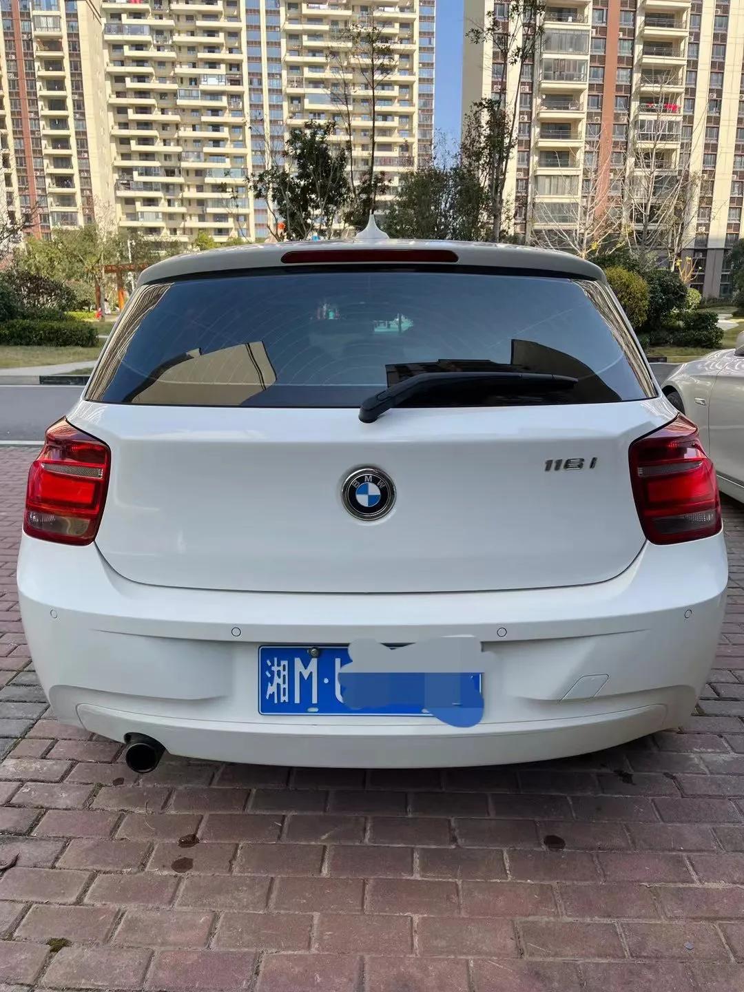 宝马116i进口版几缸车,12款宝马116i二手车值得购买吗