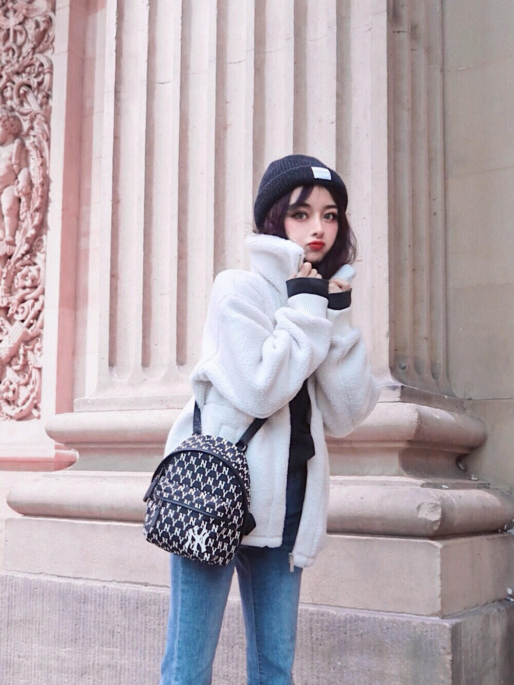 舒适薄绒外套,羊羔绒外套穿搭保暖