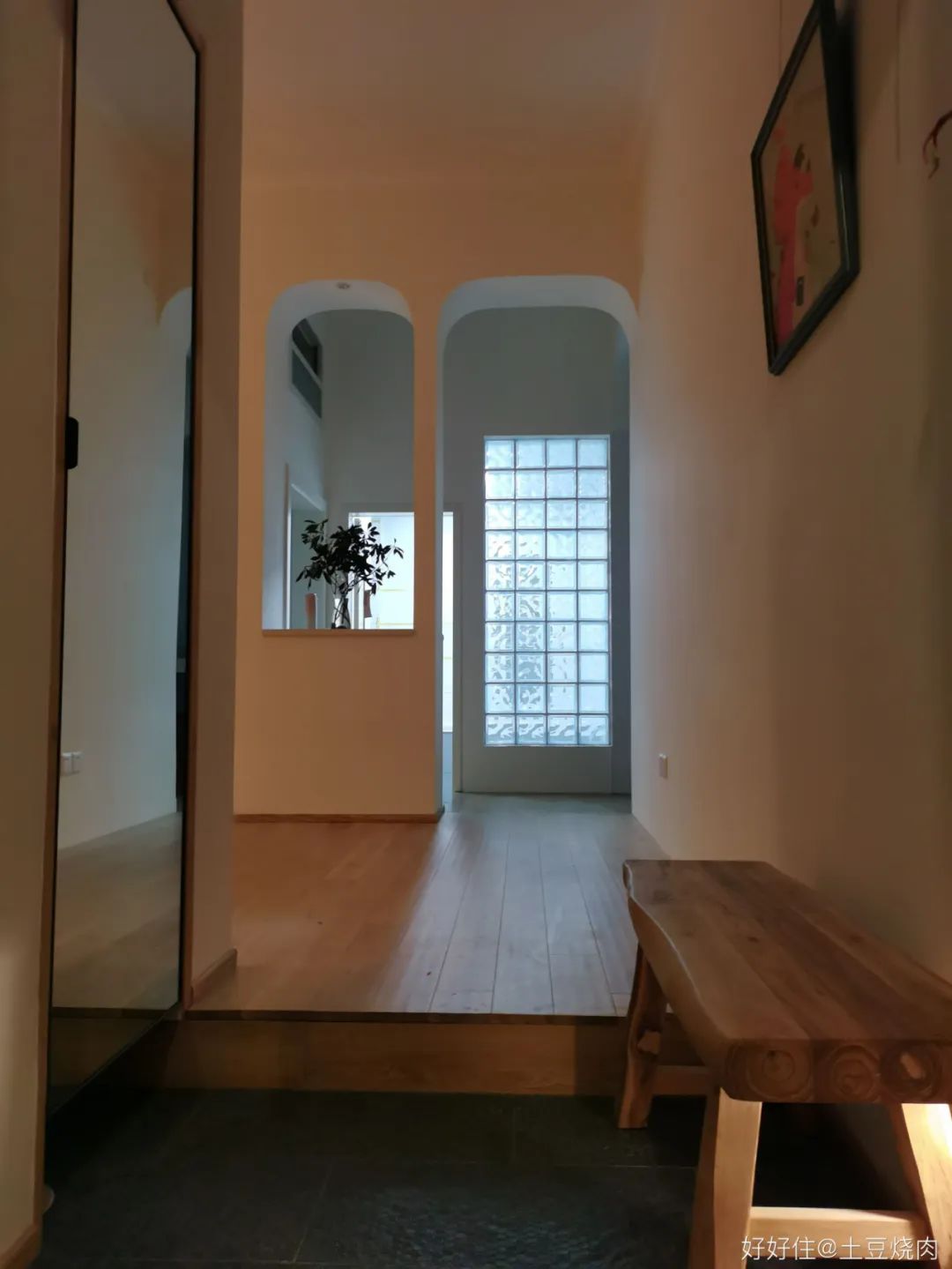 凭空造出来一个玄关,小户型怎么巧妙设计独立储物间