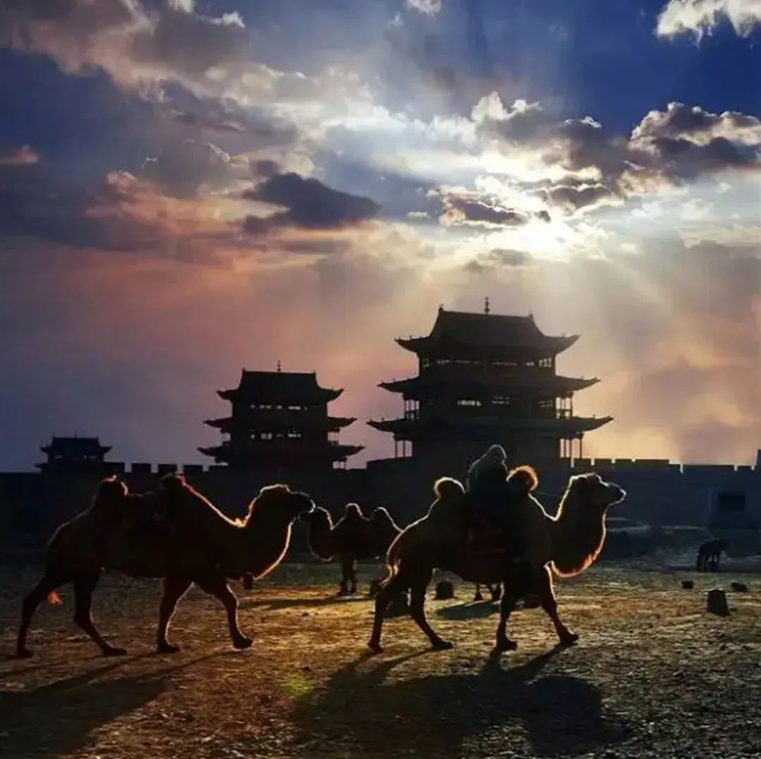 长城冬天的雪景,长城雪天