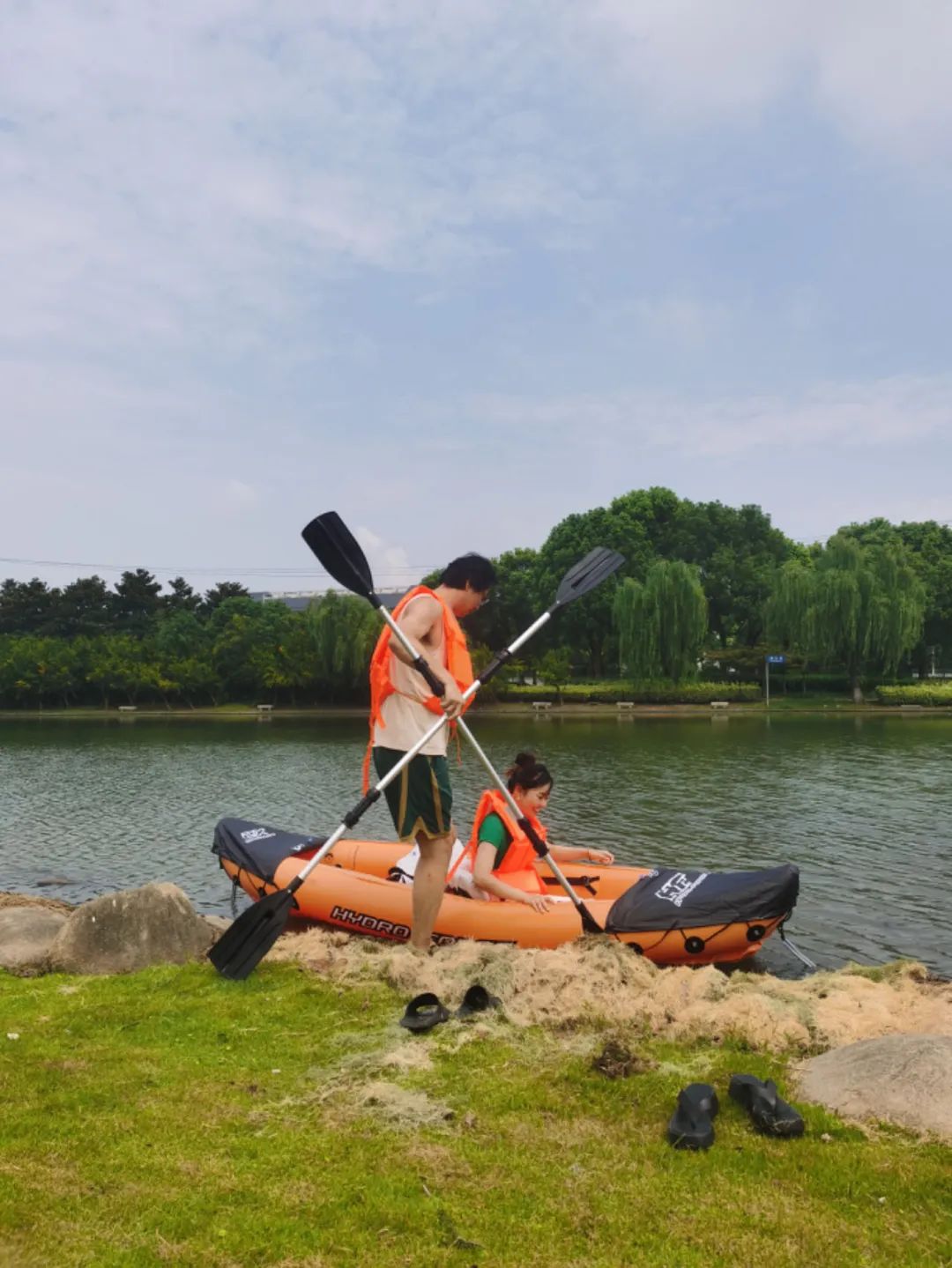 搬离城市，坐火车上班的年轻人：获得了真正的快乐！