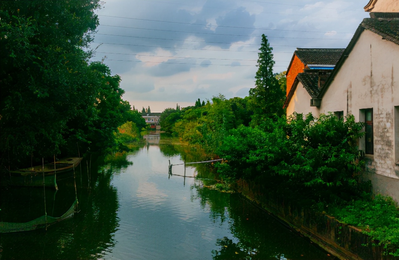 中年牙齿变形怎么办,老年人牙龈萎缩和牙齿松动怎么办