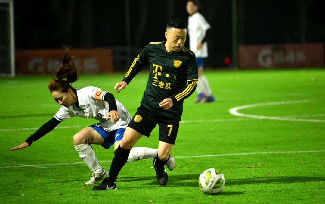 鐖嗗喎鐖嗗喎,鐖嗗喎鍐烽棬