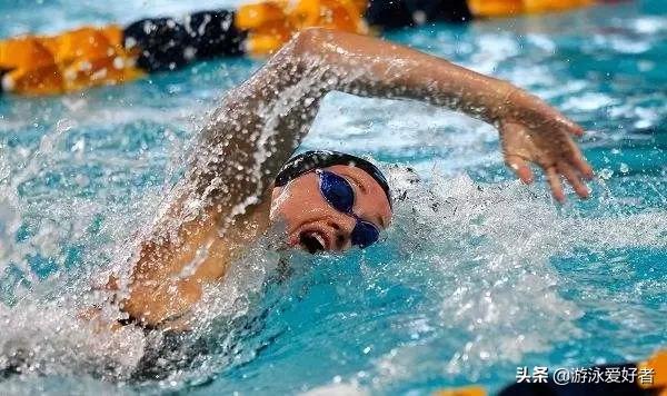 游好泳最适合吃什么,游好泳的几个动作