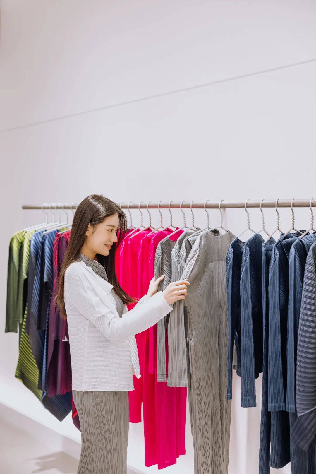 2023三宅一生包包哪款值得买,三宅一生水桶包2021