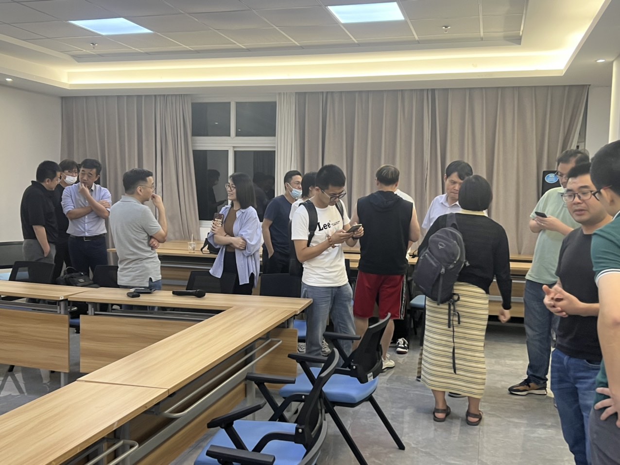 顶级大咖助力大卖*局破**中国（宁波）大家居跨境企业家趋势峰会举办