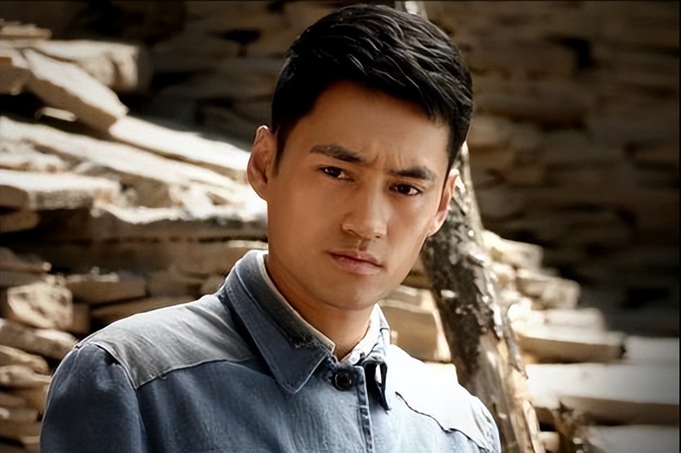 结局叙事及动力分异，都涉及到“聚”“合”，应对共性予以探讨