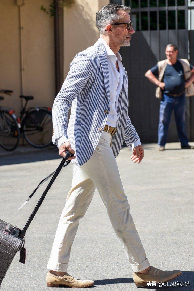 最近年轻人很火的夹克穿搭,最近很火的夹克装