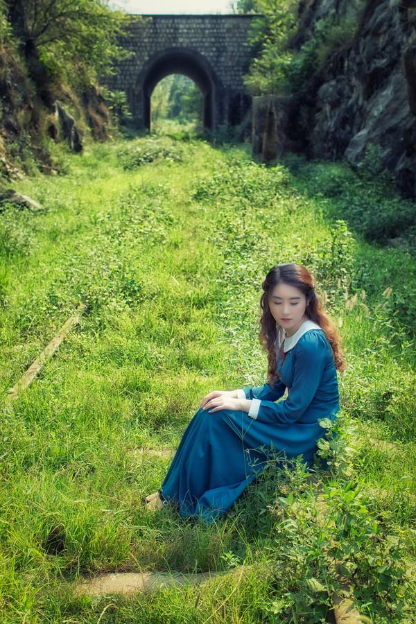 红尘阡陌，若素安暖，轻放流年，浅唱清欢，优秀作文赏析《乡情》