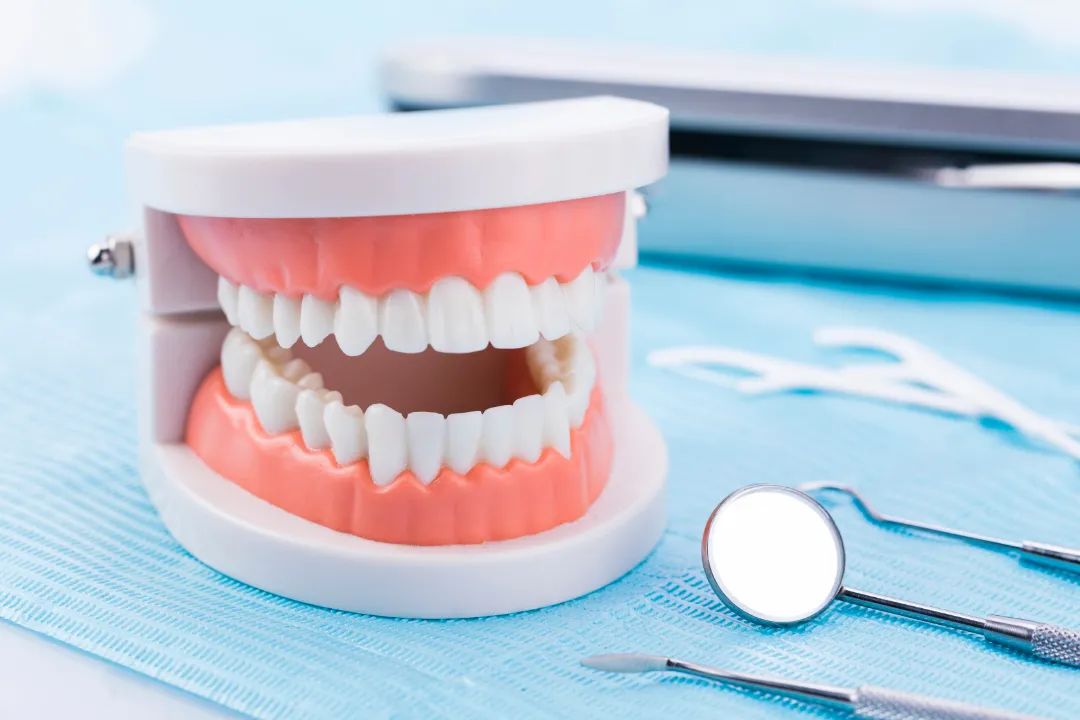 分享口腔小常识与您关注口腔健康,健康口腔行动暖民心