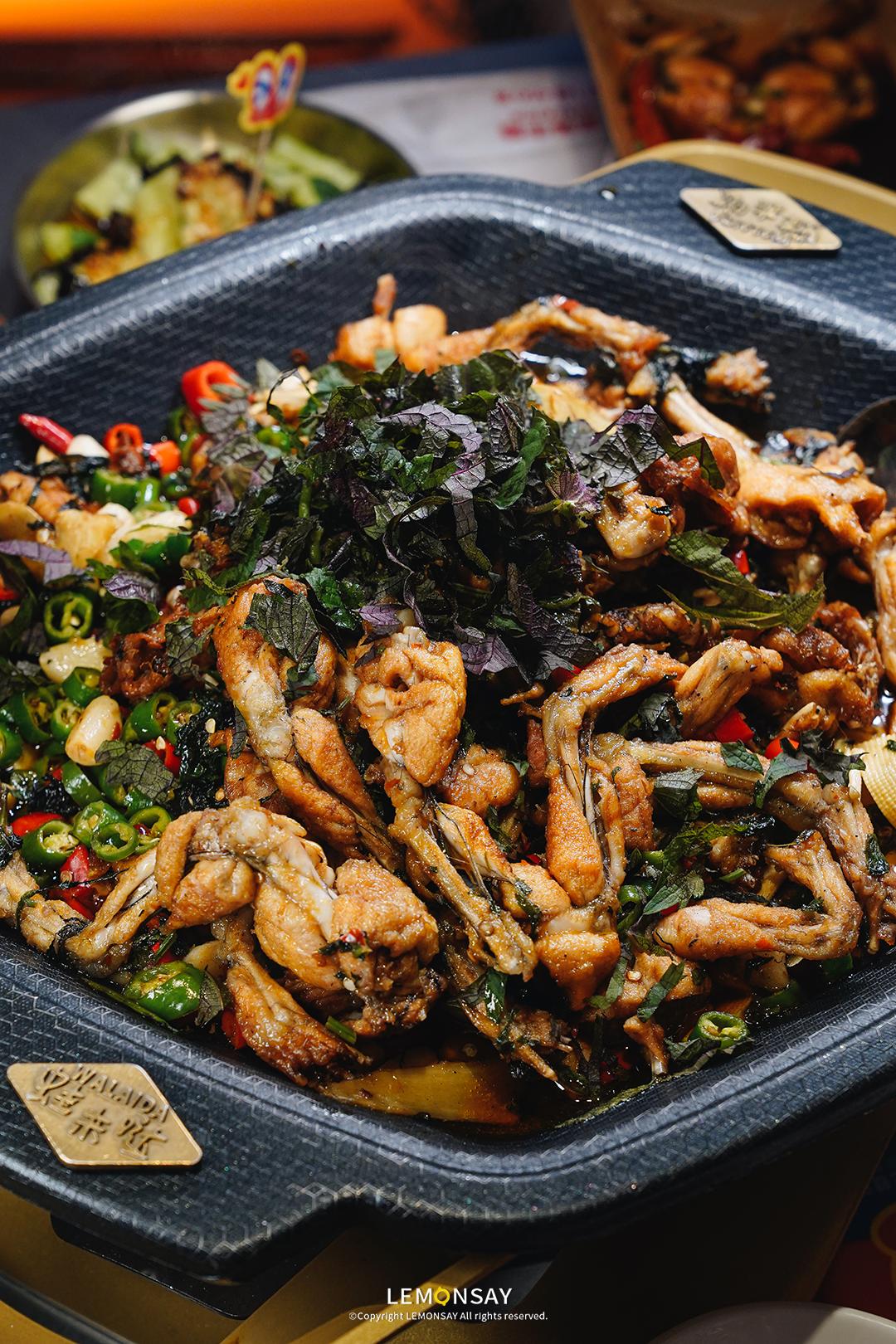 营业到凌晨的夜市,海岸城夜市时间