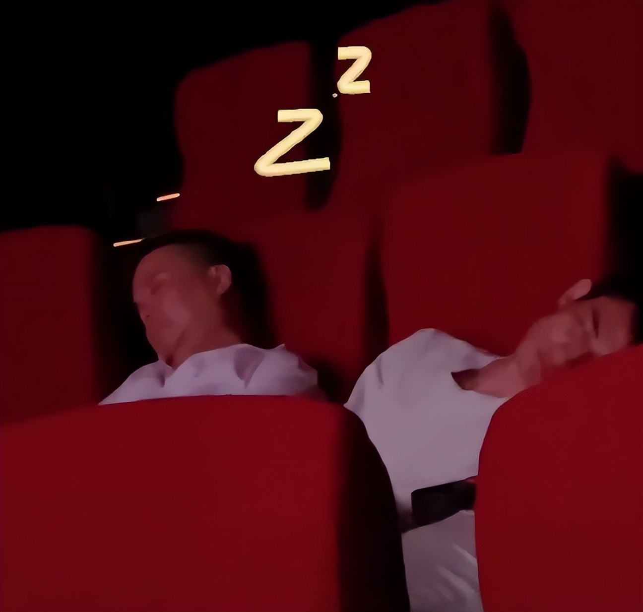 灌篮高手上映现场有多燃,熬夜追灌篮高手首映