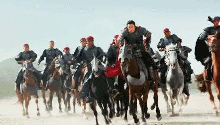 假骑行假徒步犯罪吗,假马骑着马跑