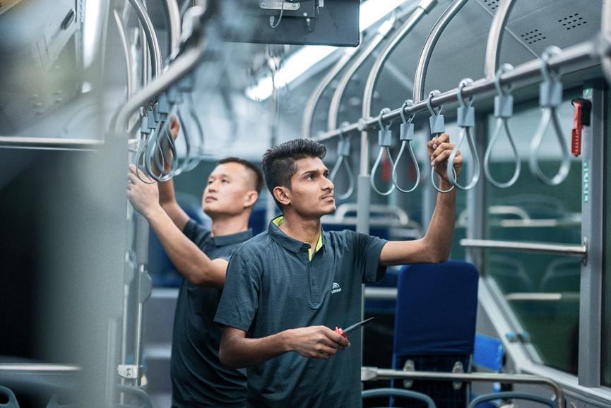 卡塔尔航空777-200世界杯,卡塔尔世界杯中国客车