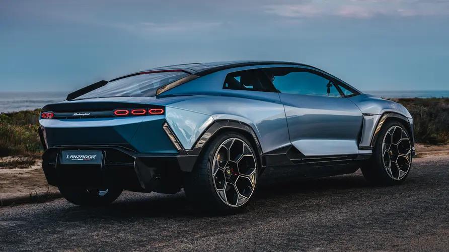 *博兰**基尼纯电SUV开起来怎样，TopGear首试1350马力*博兰**Lanzador