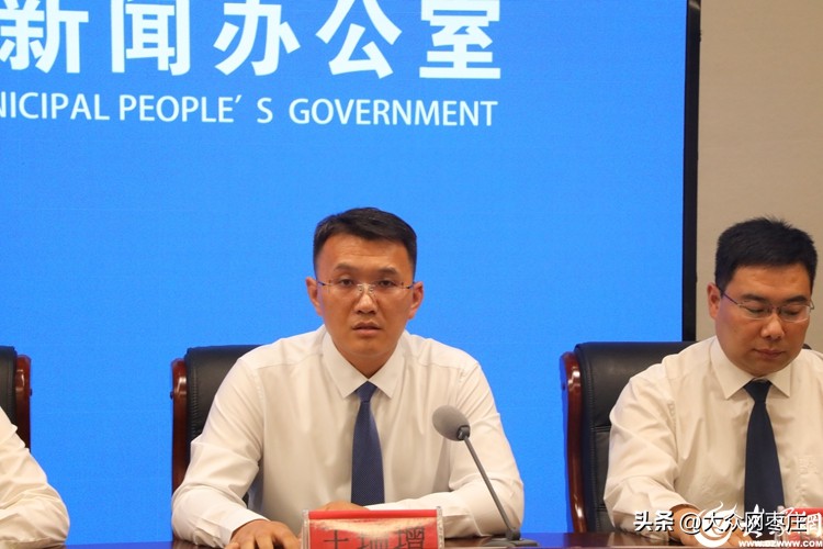 数据赋能助力无证明城市建设！山亭全面推进“免证办事”和“一码通行”