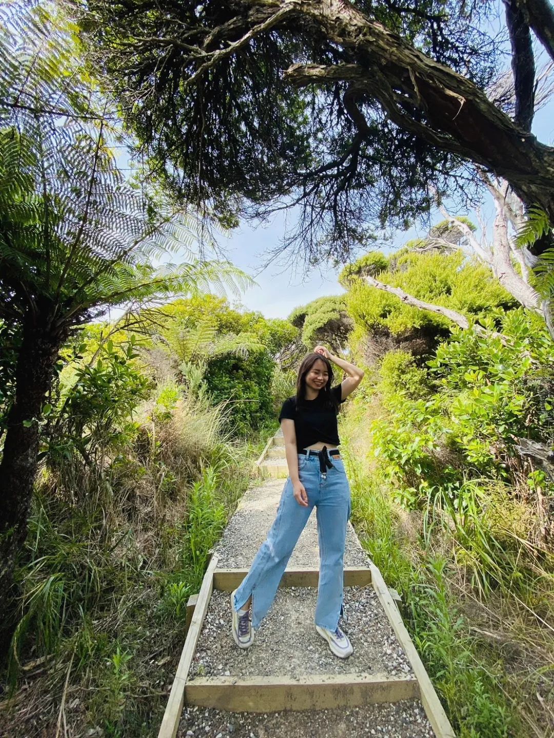 95后特特在新西兰：进厂切白菜，月入2万，感染新冠领千元补贴