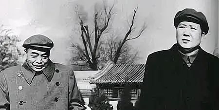 罕见彭德怀元帅写给毛主席的信，简单明了，书写风格很特别，来看