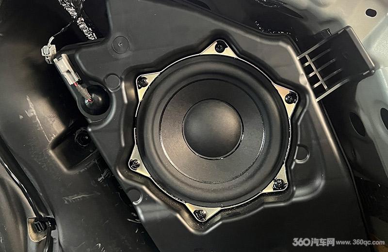 极氪001低音炮安装过程,极氪001普通音响如何调重低音