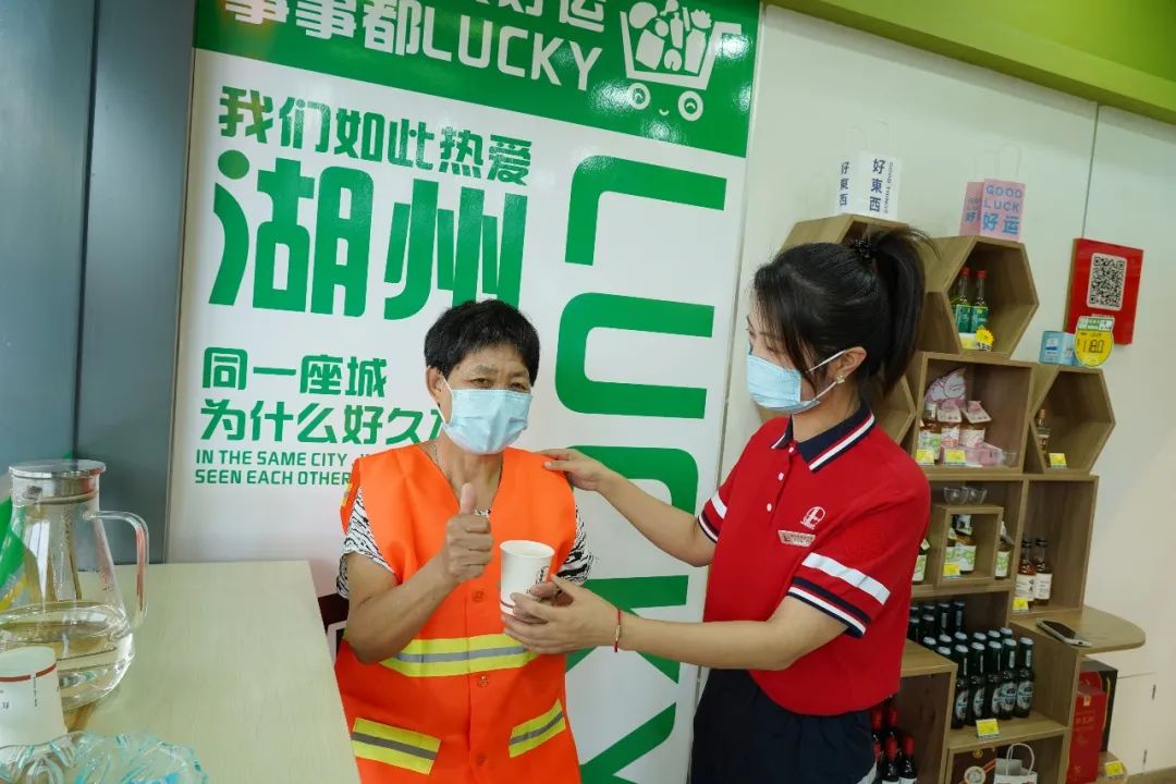 高温天,中国石化“爱心驿站”欢迎您来清凉一“夏”