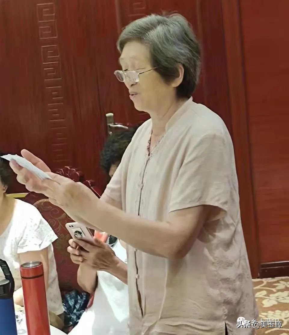 高考喜报七律诗,祝贺学校高考大捷的律诗