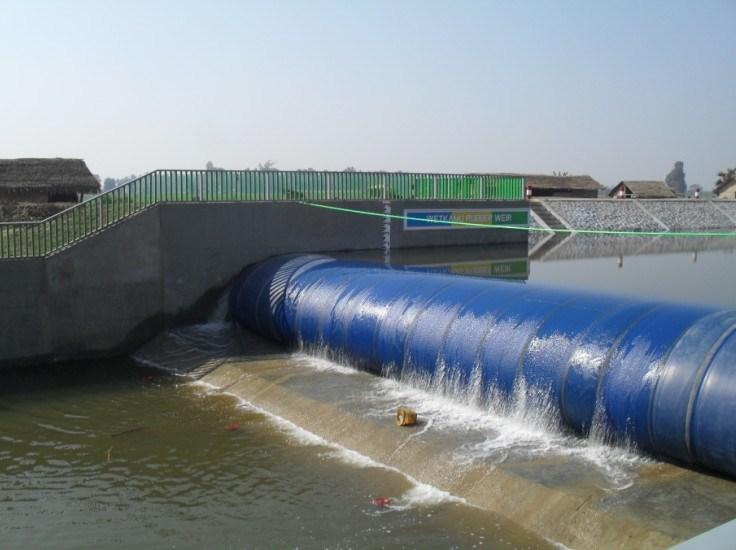 四川遂宁游泳池垮塌事件,气垫泳池垮塌为什么会死人