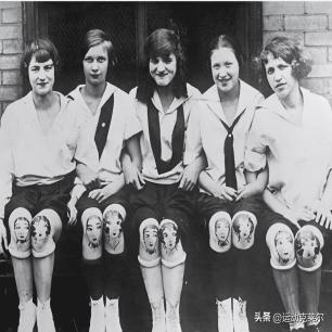 老照片晚清的小姐,晚清老照片名妓貌美如花