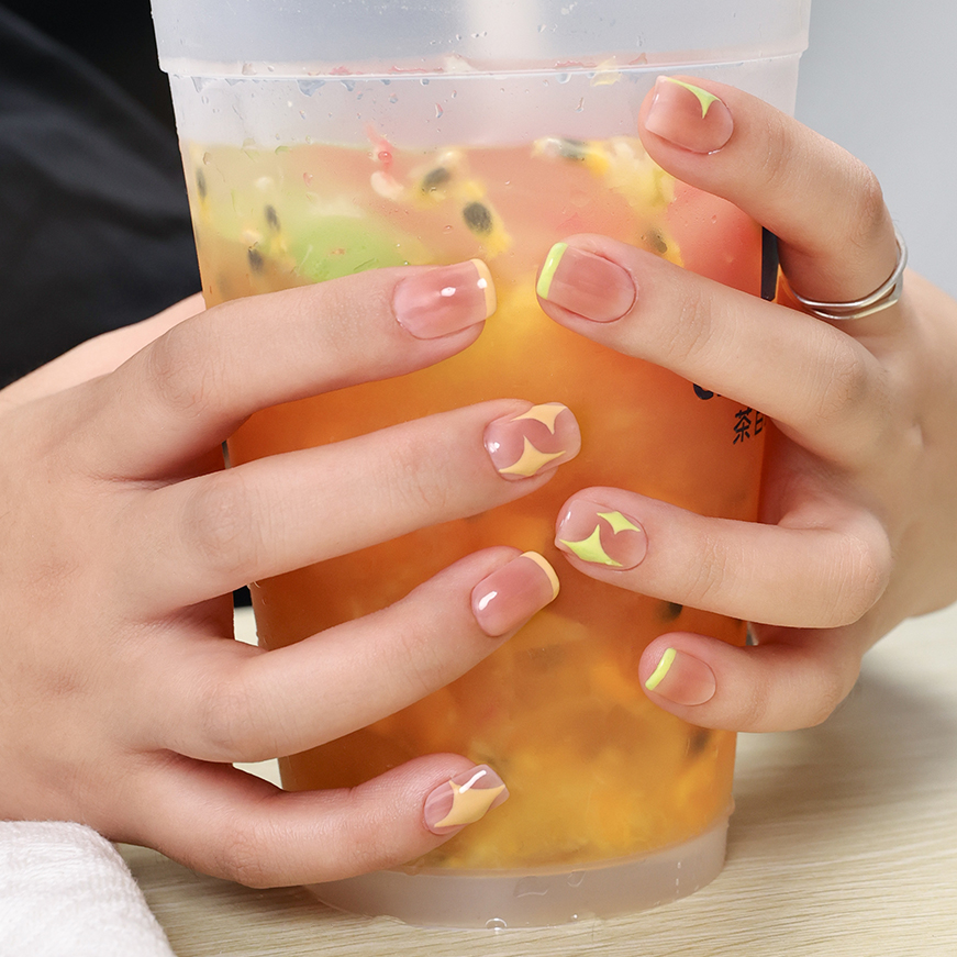 刘诗雯做过的哪些美甲款式,刘诗雯美甲美出了时尚