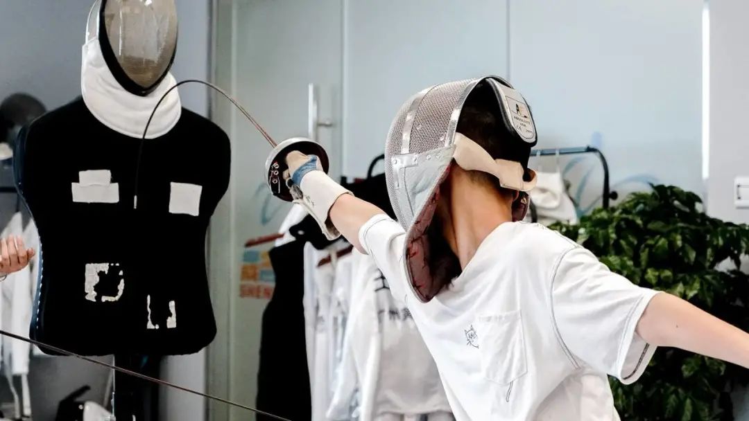 儿童击剑运动员下肢力量训练,少儿运动击剑